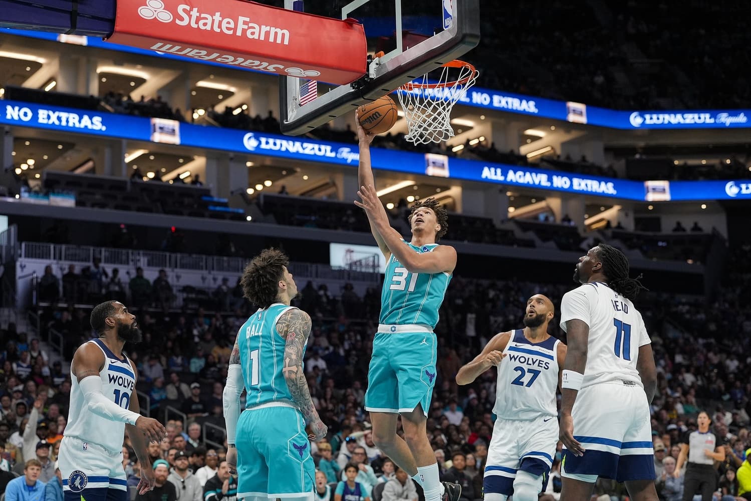 Salaün fait mieux que doubler son record de la saison pour son retour en NBA, Coulibaly décisif