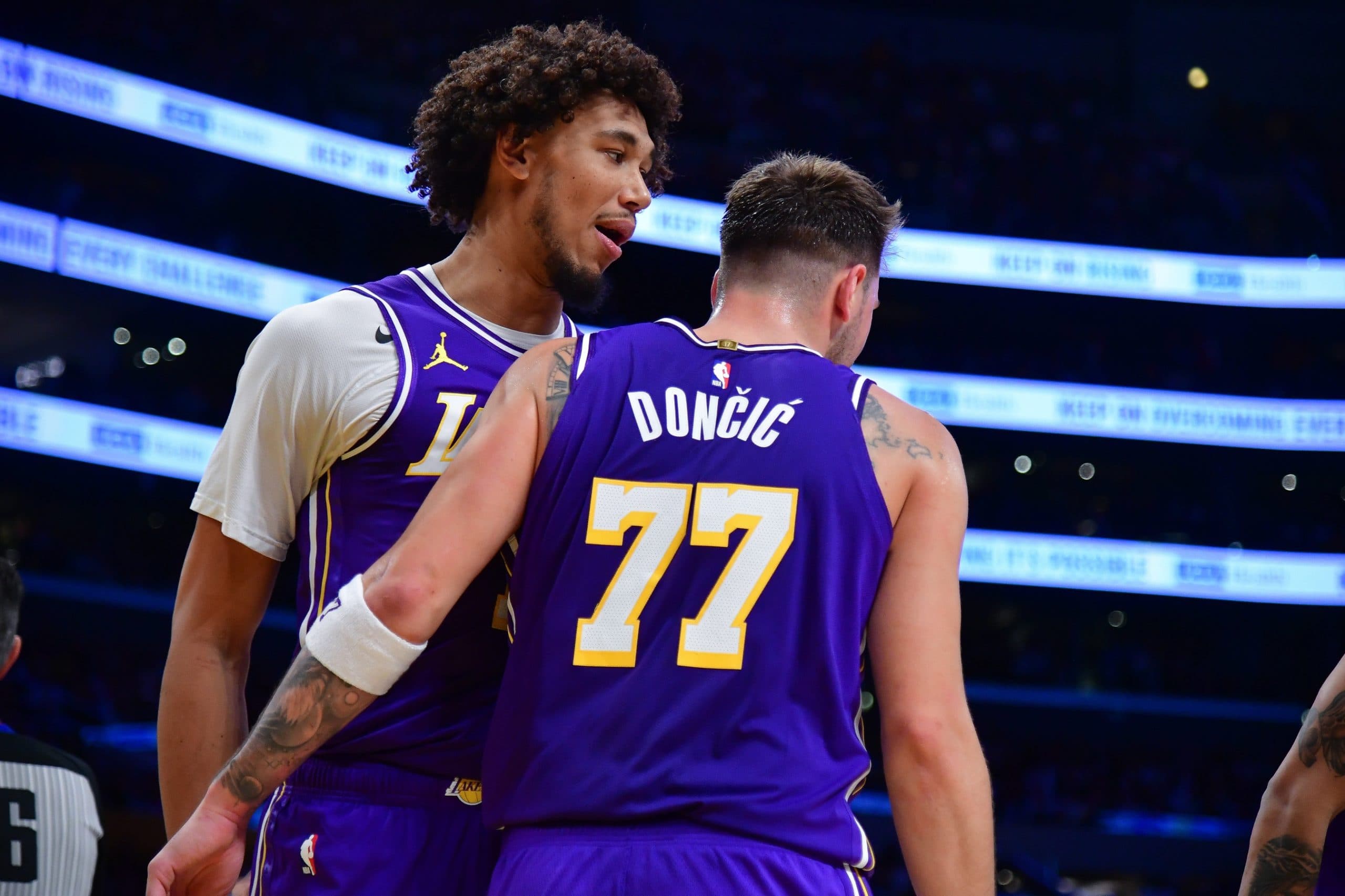 Jaxson Hayes proche de la nationalité slovène pour jouer avec Luka Dončić