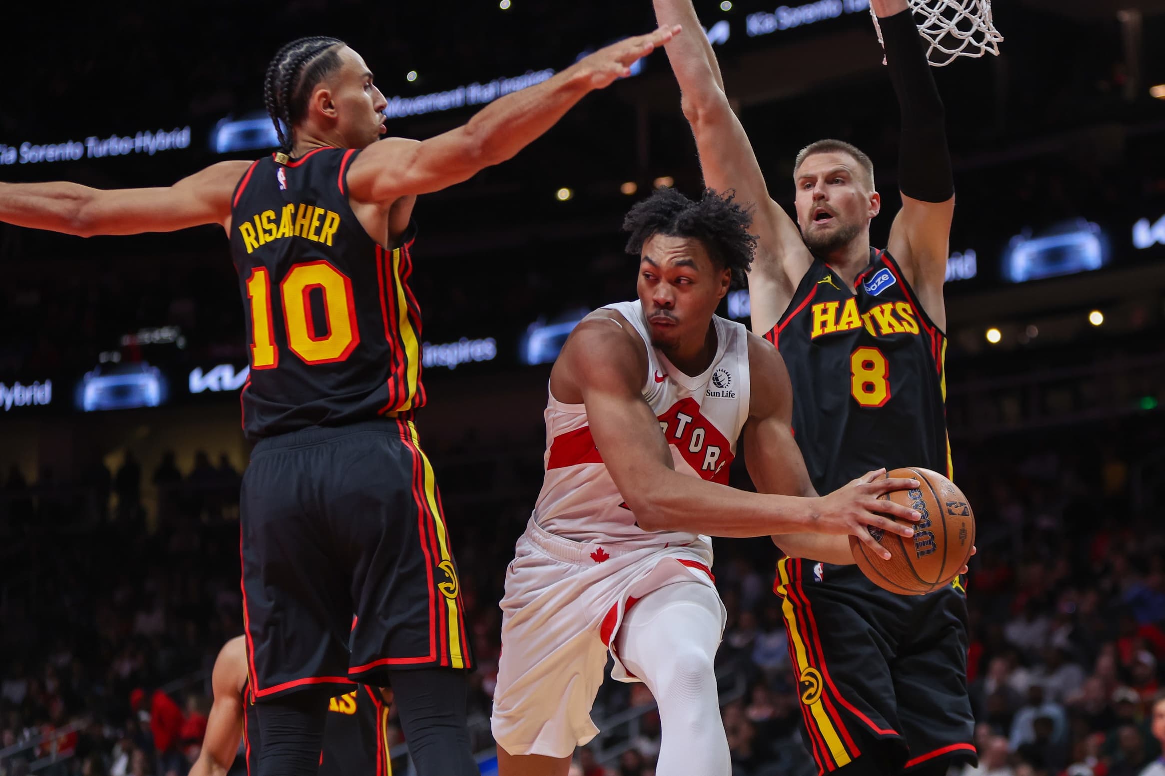 Kristaps Porzingis et Zaccharie Risacher absents une semaine de plus chez les Hawks