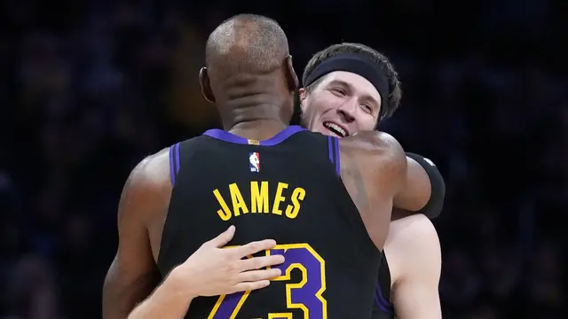« C’est un leader » : LeBron James parti, Austin Reaves continue de s’affirmer aux Lakers