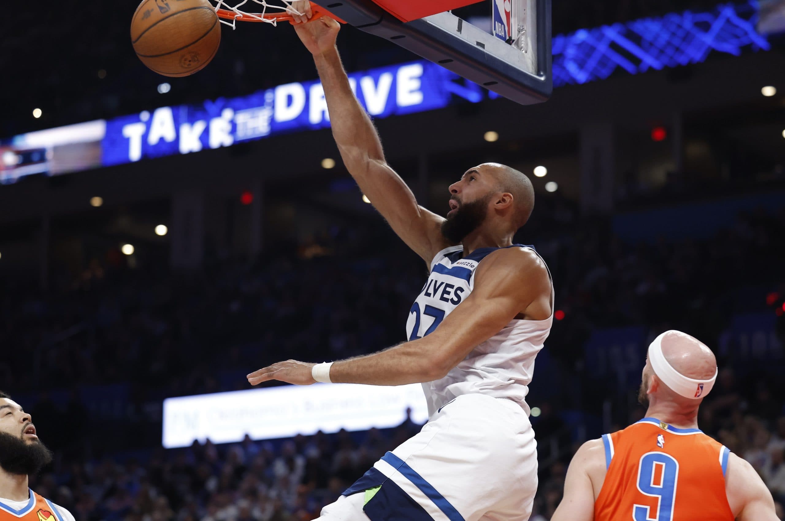 Minnesota enchaîne une 3e défaite, Rudy Gobert tenu à 5 points face à un Thunder irrésistible