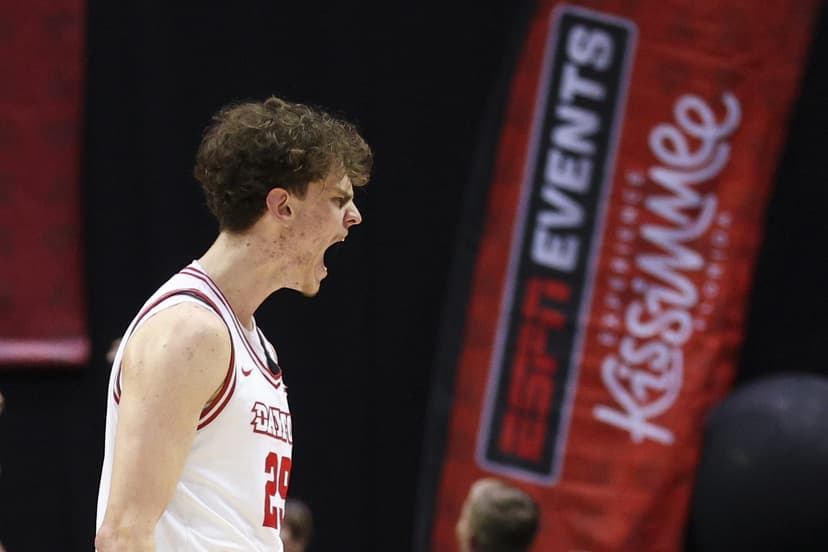 Amaël L’Étang franchit la barre des 20 points et signe son record en NCAA