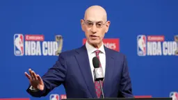 Adam Silver confirme les lourdes sanctions des Clippers et adresse un avertissement aux 30 franchises NBA sur toute pratique frauduleuse.