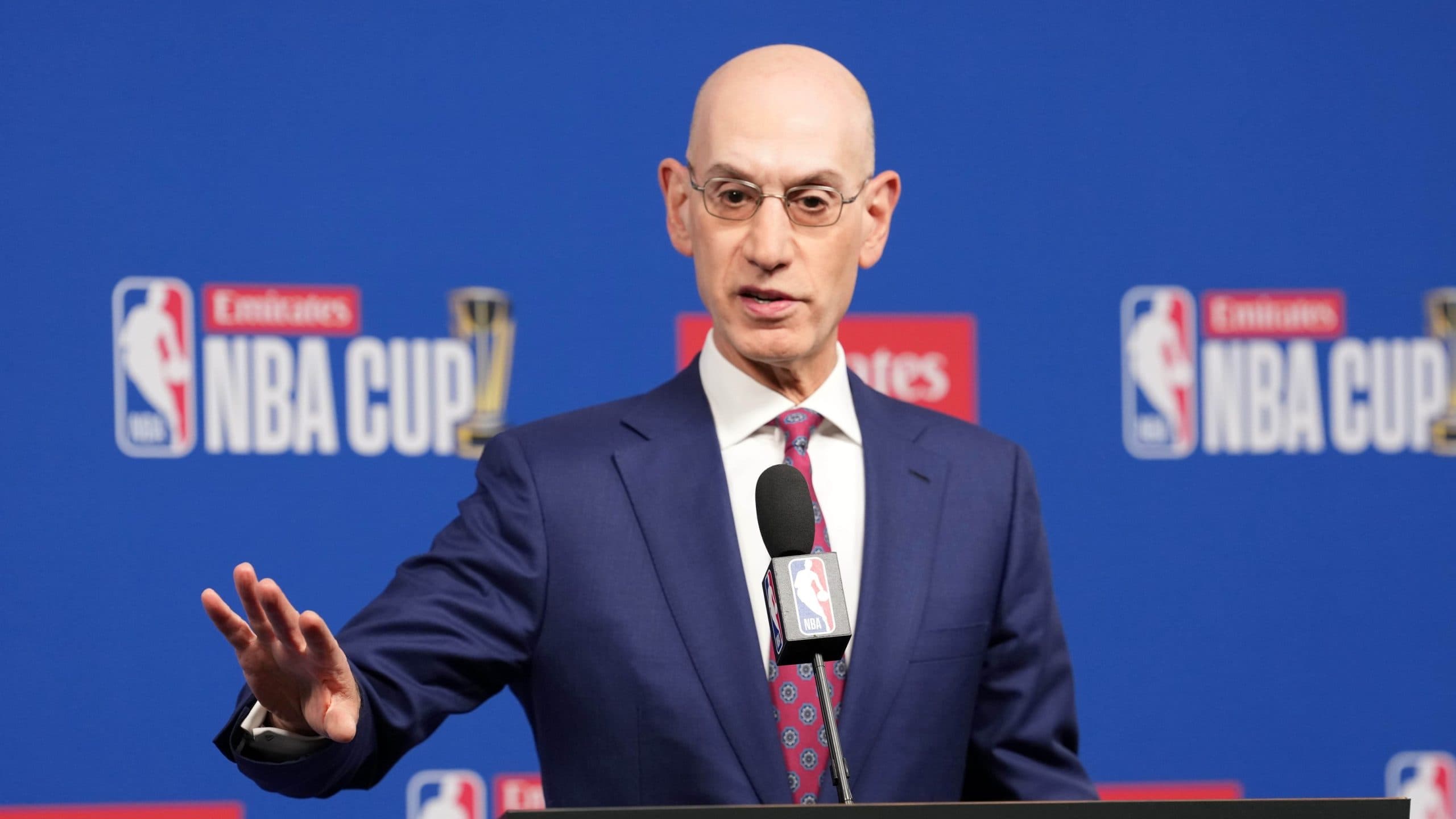 Les sanctions confirmées, Adam Silver met en garde les 30 franchises NBA