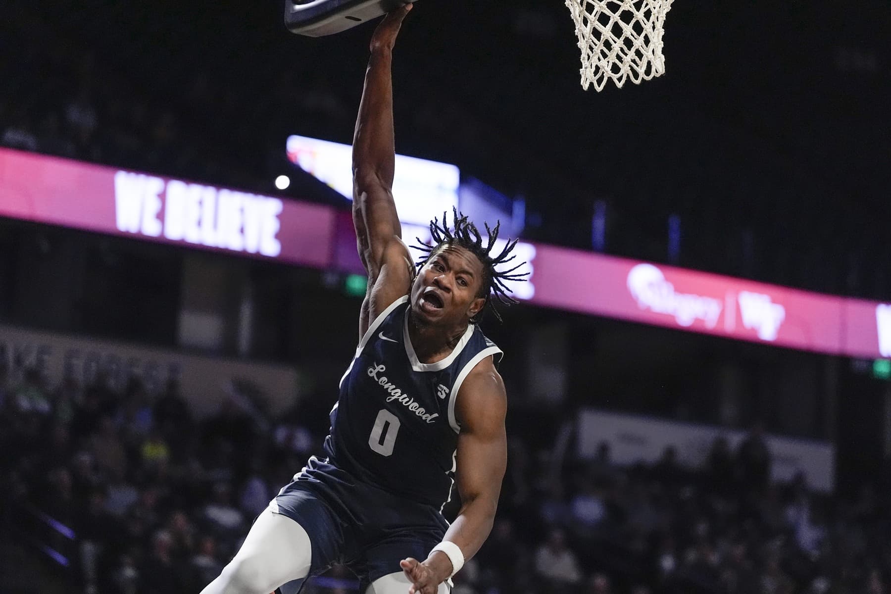 Vitré mise sur le rookie américain Johan Nziemi