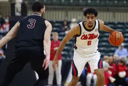 Ilias Kamardine alterne le bon et moins bon, eu égard de son statut, avec Ole Miss