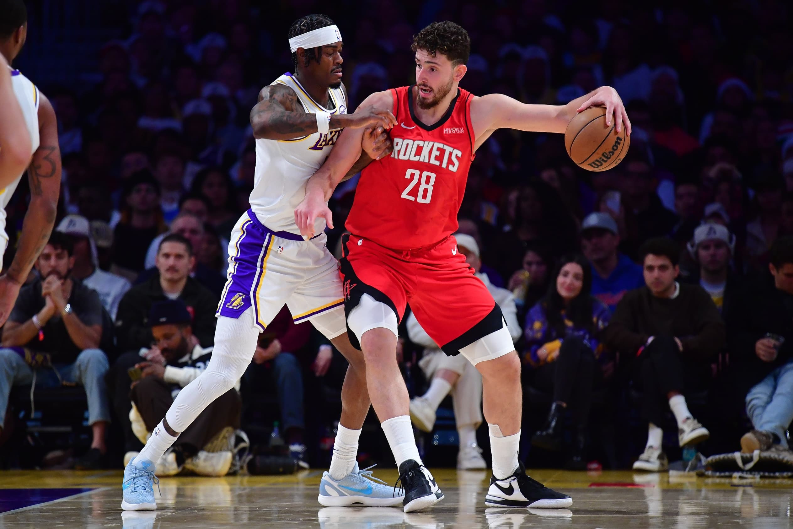 Les Rockets écrasent les Lakers : domination totale à Los Angeles, J.J. Reddick en colère