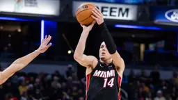 Tyler Herro pourrait atterrir aux Pistons dans le trade à venir de Giannis Antetokounmpo.