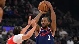 Kawhi Leonard a choisi les Toronto Raptors malgré l’intérêt des Pistons et des Timberwolves, également prêts à lui proposer une prolongation.