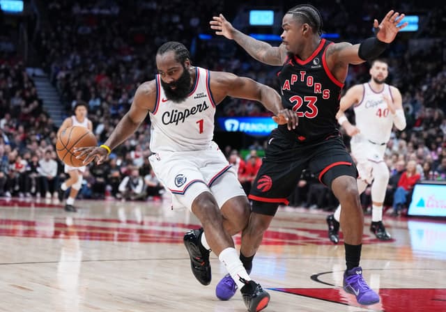 James Harden mène les Clippers à une 5e victoire consécutive face aux Raptors