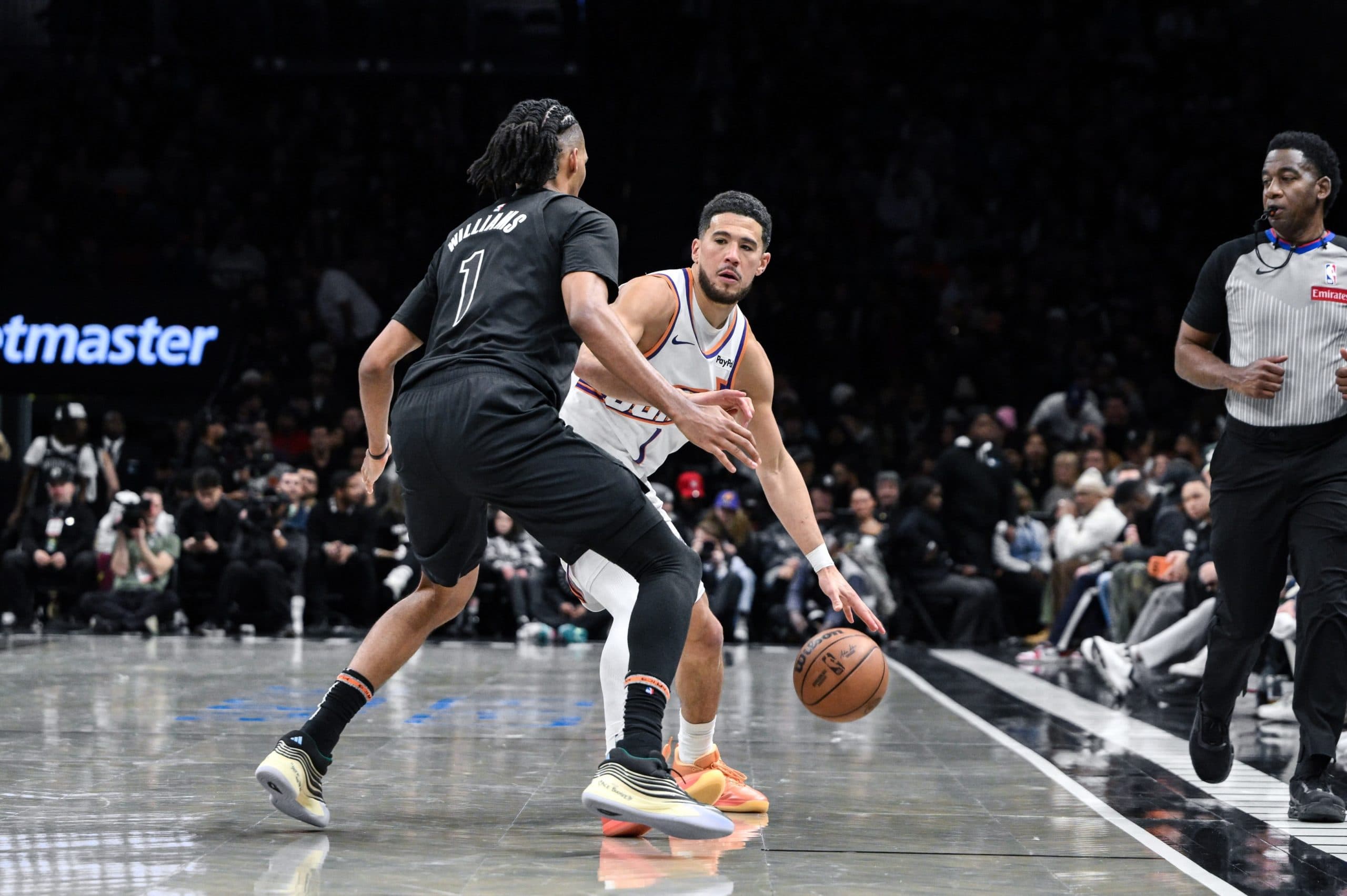 Phoenix Suns s’impose 126-117 face aux Brooklyn Nets grâce à un festival à 3-points