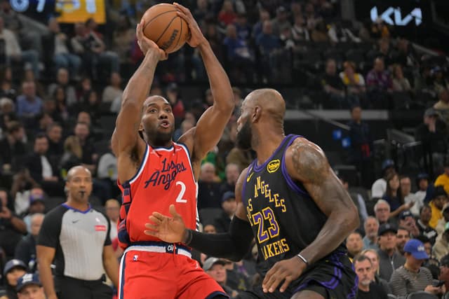 Kawhi Leonard enchaîne un 23e match consécutif à 20 points lors de la victoire des Clippers face aux Lakers