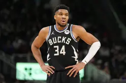 Giannis Antetokounmpo doit retourner à l'infirmerie