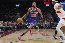 Mikal Bridges a livré une performance remarquable avec 30 points au total, dont 19 inscrits lors du seul troisième quart-temps.
