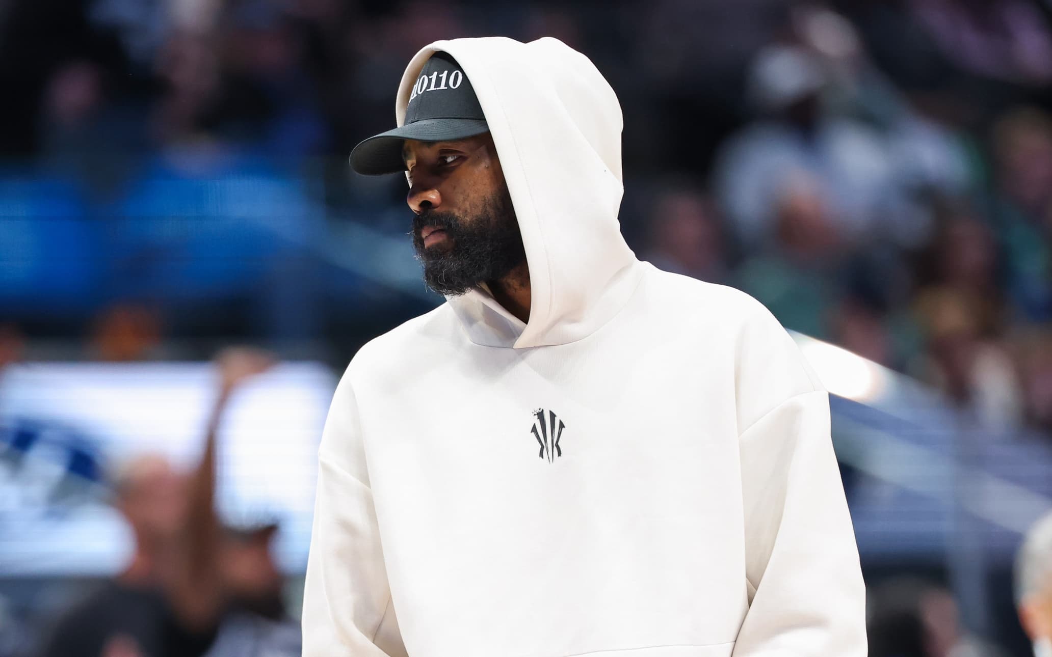 Kyrie Irving forfait pour le reste de la saison, retour prévu en 2026-2027