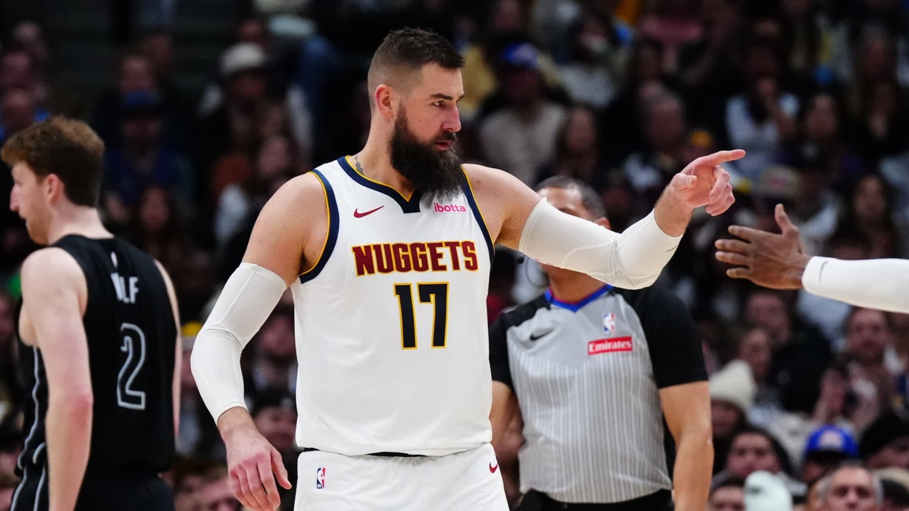 Jonas Valanciunas s’engage auprès du Zalgiris… mais attend toujours son bon de de sortie !