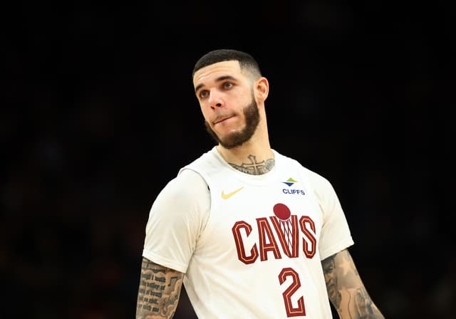 NBA Trade Deadline : Lonzo Ball échangé avec Utah avant d’être libéré