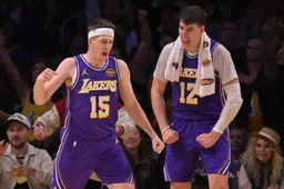 Sortant du banc avec une restriction de temps de jeu, Reaves a été phénoménal avec un impressionnant 12 sur 17 aux tirs, incluant cinq paniers à 3-points.