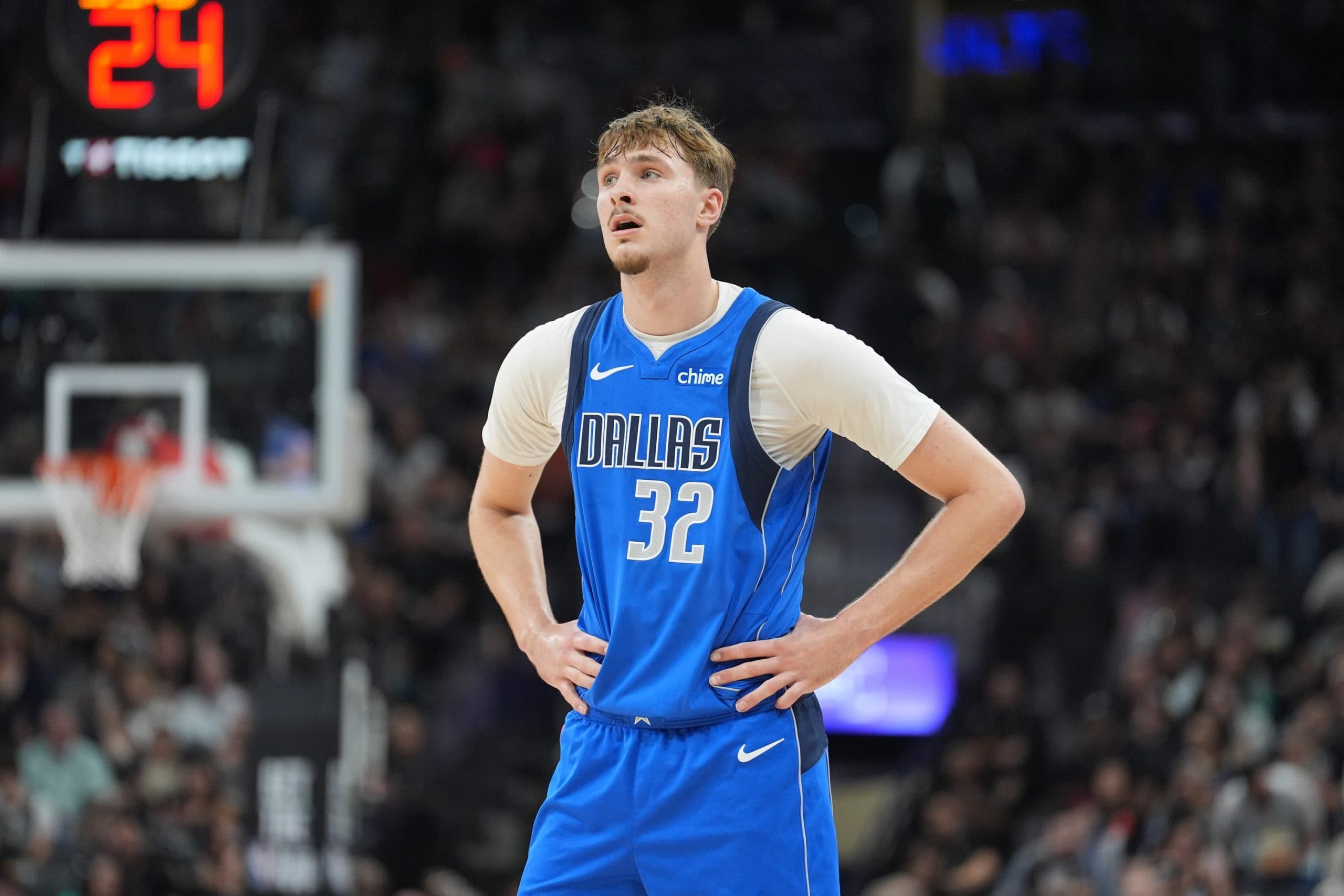 Cooper Flagg blessé au pied : le rookie des Mavericks absent jusqu’au All-Star break