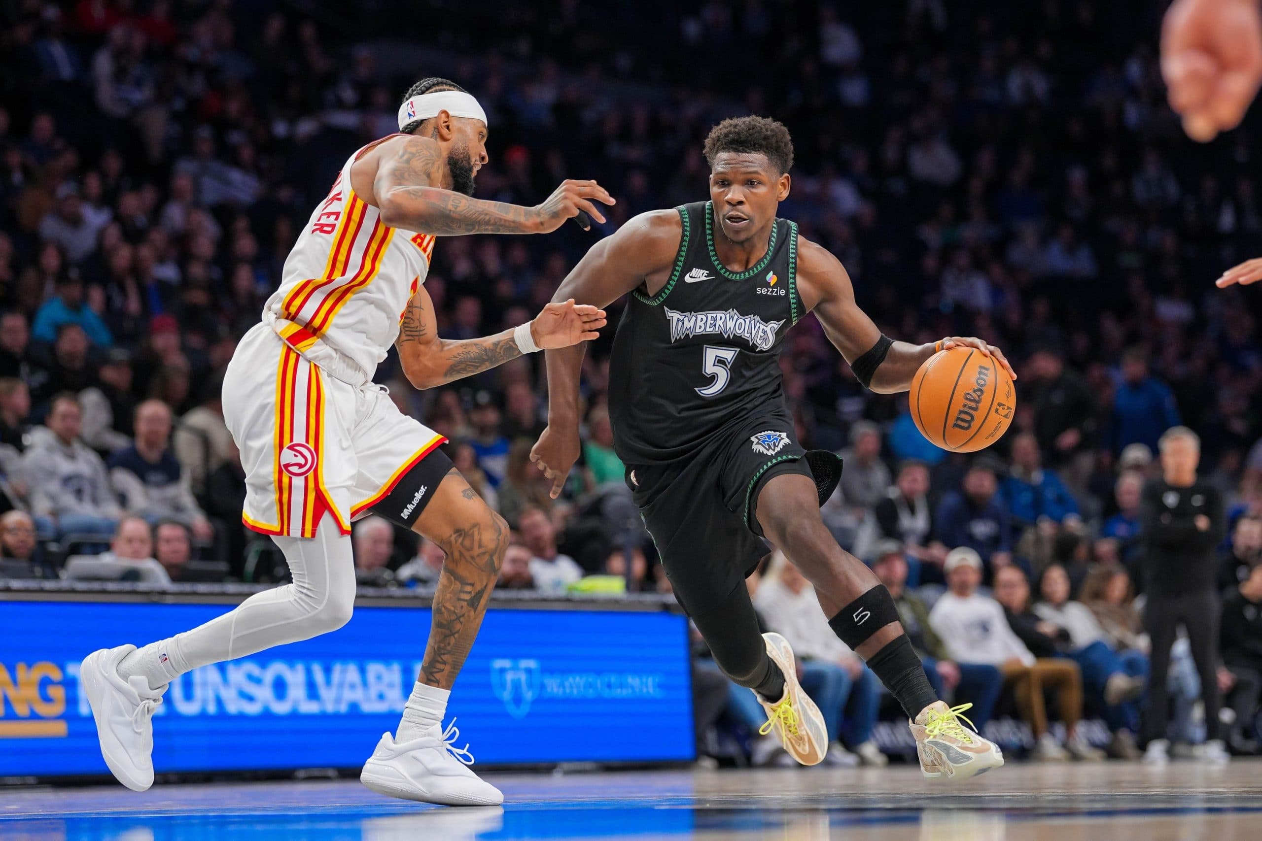 Les Timberwolves dominent Atlanta malgré l’expulsion de Naz Reid