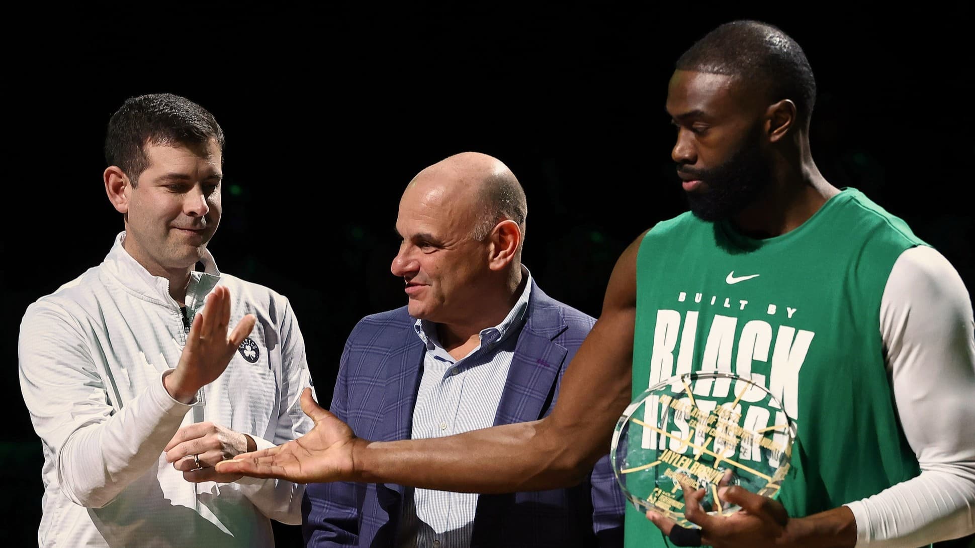 Loin de convaincre, Brad Stevens a tenté d’expliquer le transfert de Jaylen Brown aux Sixers