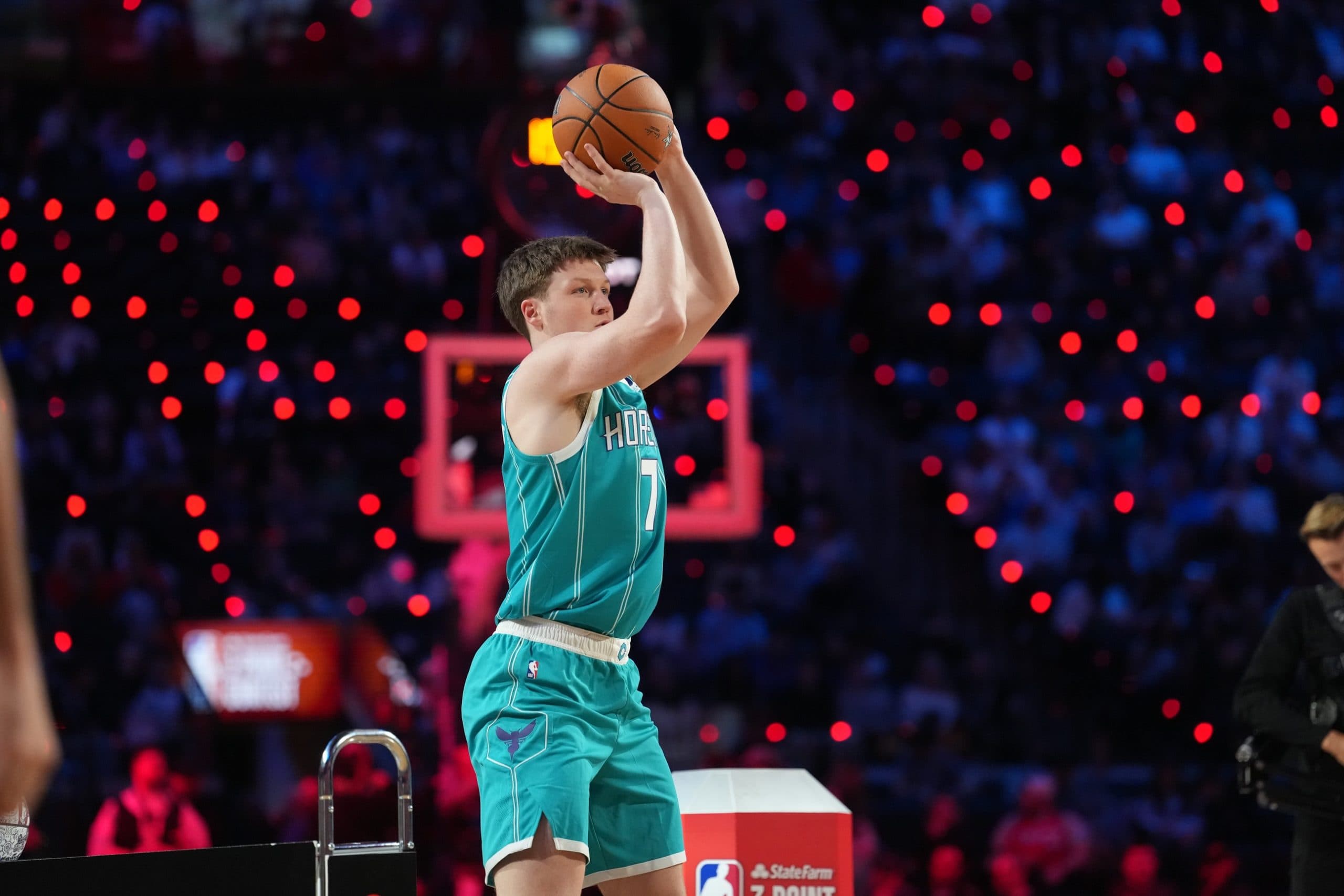 Kon Knueppel entre dans l’histoire du 3-points en NBA