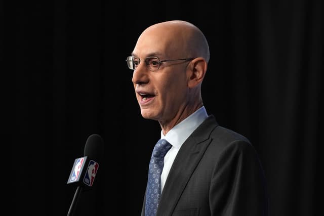 Adam Silver espère conclure rapidement l’enquête sur Kawhi Leonard