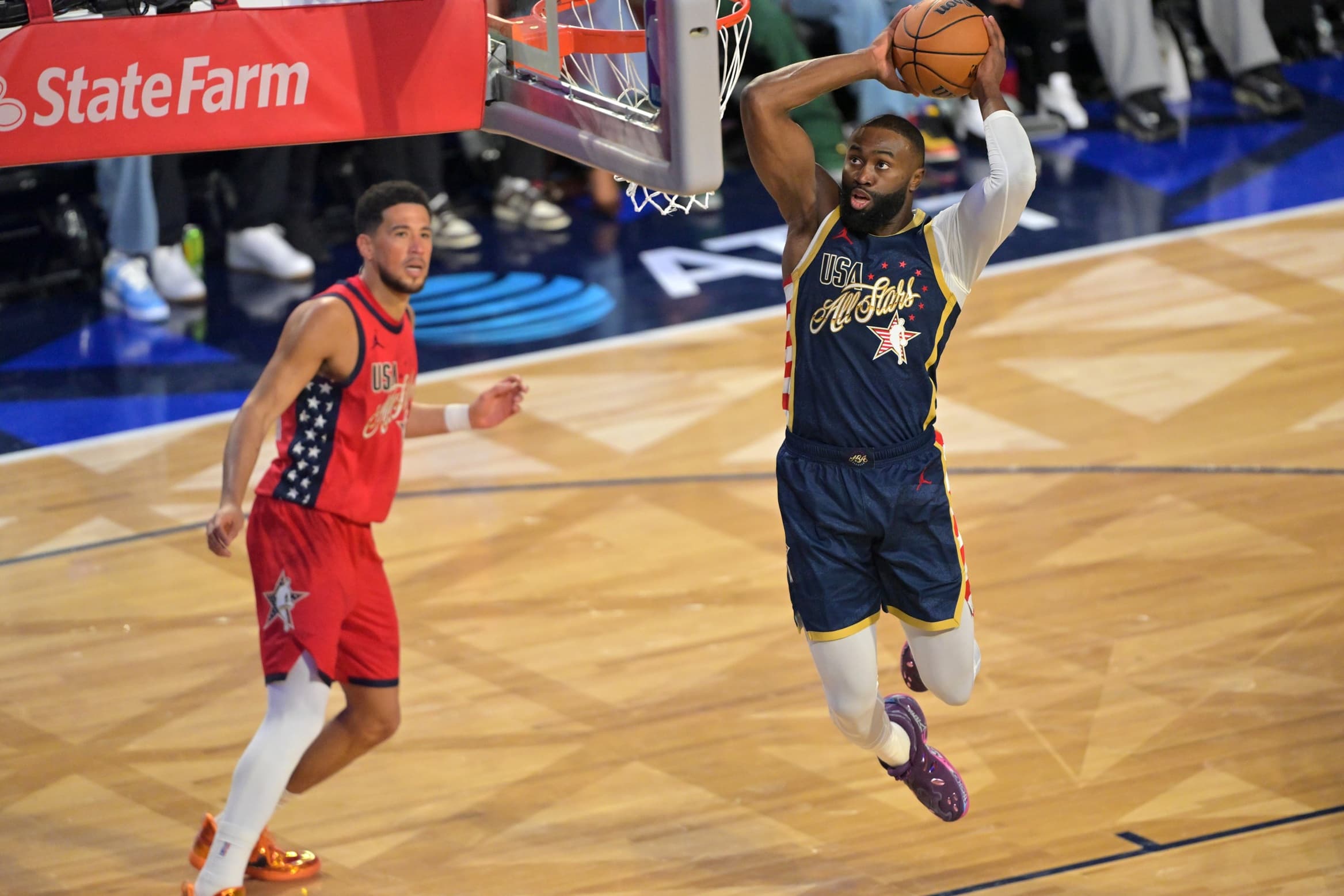 Jaylen Brown envisage des poursuites judiciaires contre Beverly Hills après l’arrêt de son événement