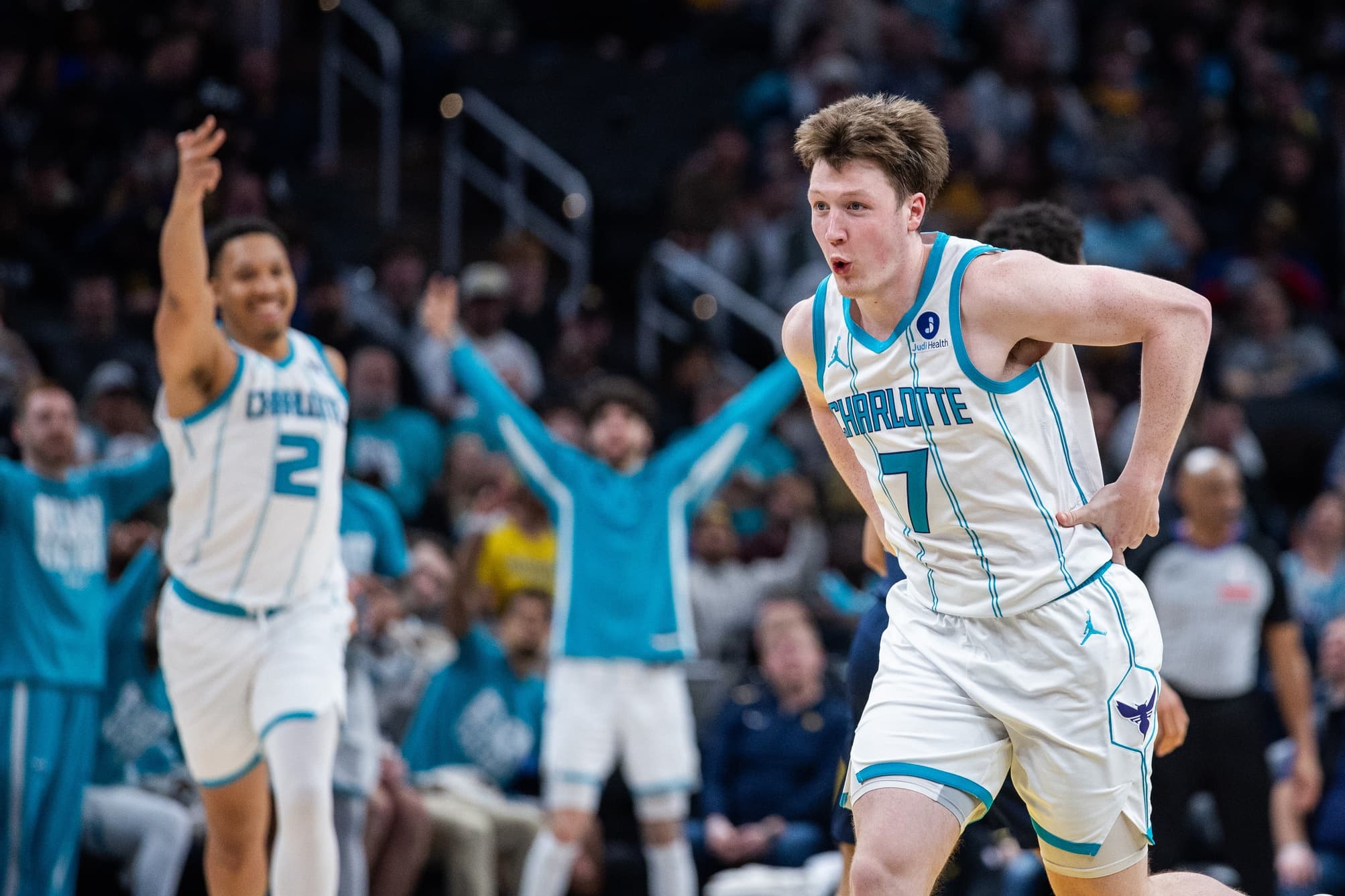 Kon Knueppel bat le record NBA de 3-points pour un rookie en seulement 59 matchs