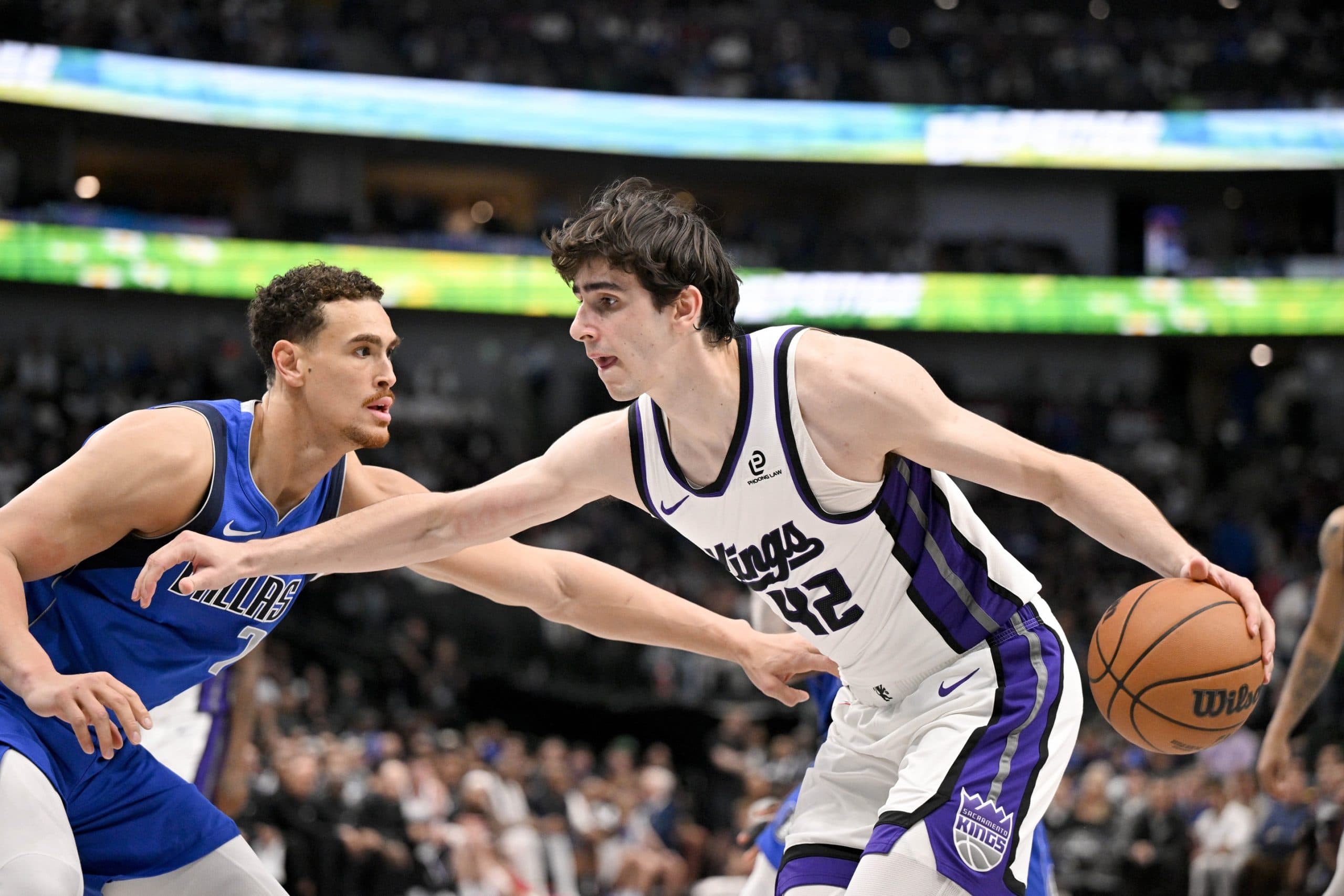 Maxime Raynaud (22 points) et Killian Hayes gagnent avec Sacramento, Moussa Diabaté en double-double