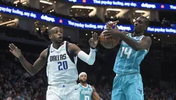 Moussa Diabaté et Charlotte ont largement dominé Dallas