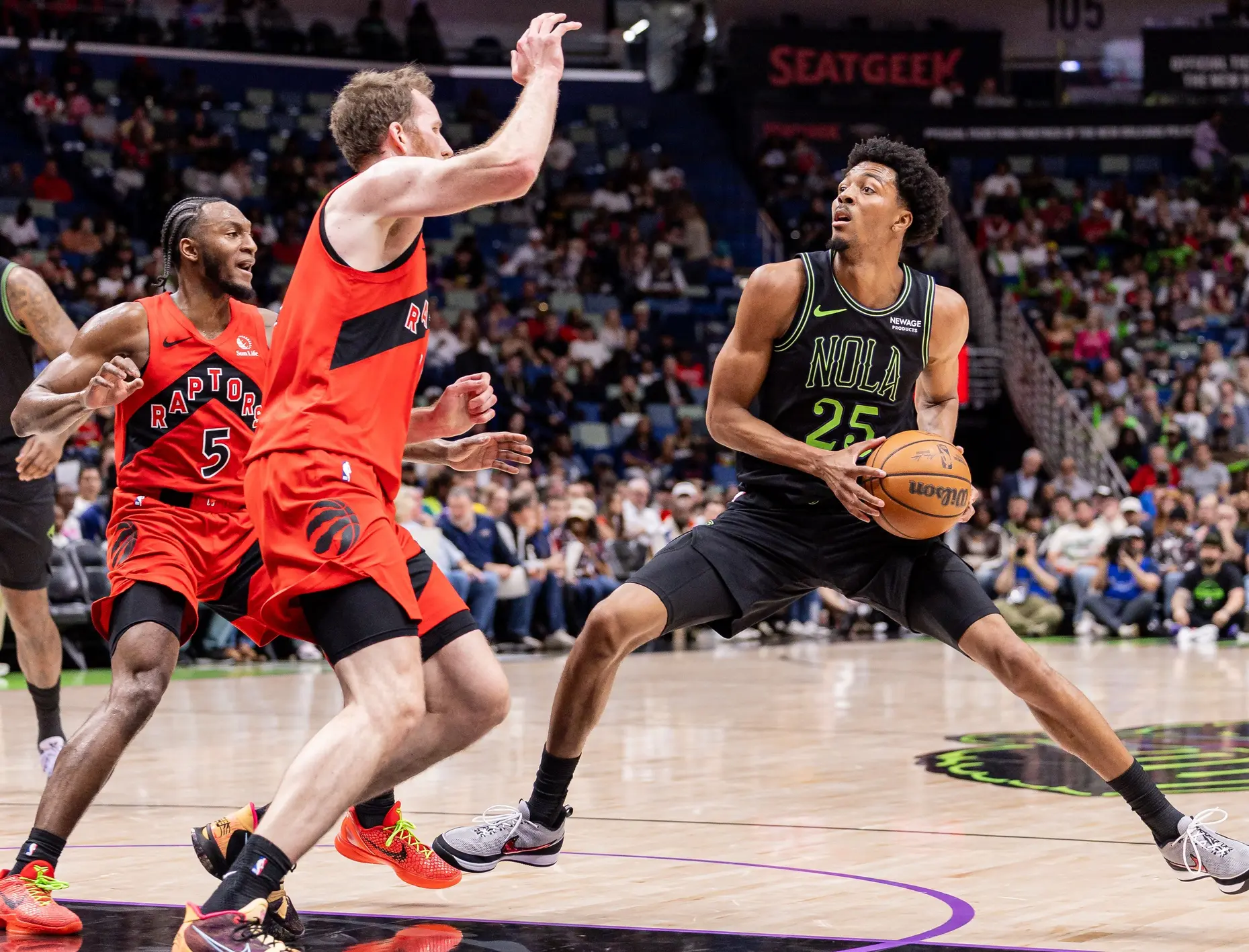 Murphy et Murray mènent les Pelicans vers un succès contre Toronto