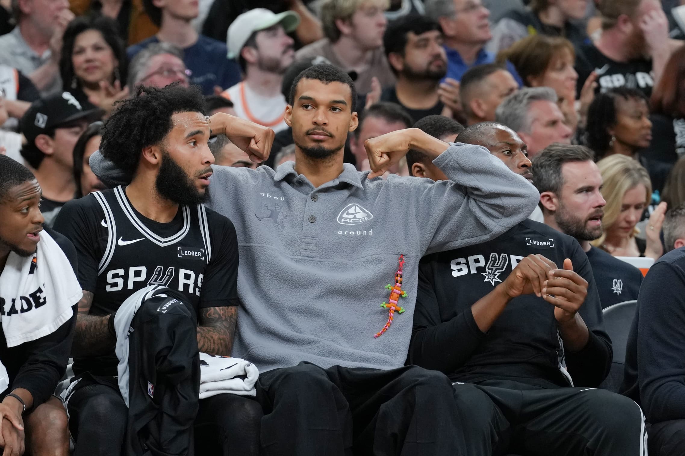 Victor Wembanyama ménagé face aux Nuggets, déjà tourné vers Charlotte