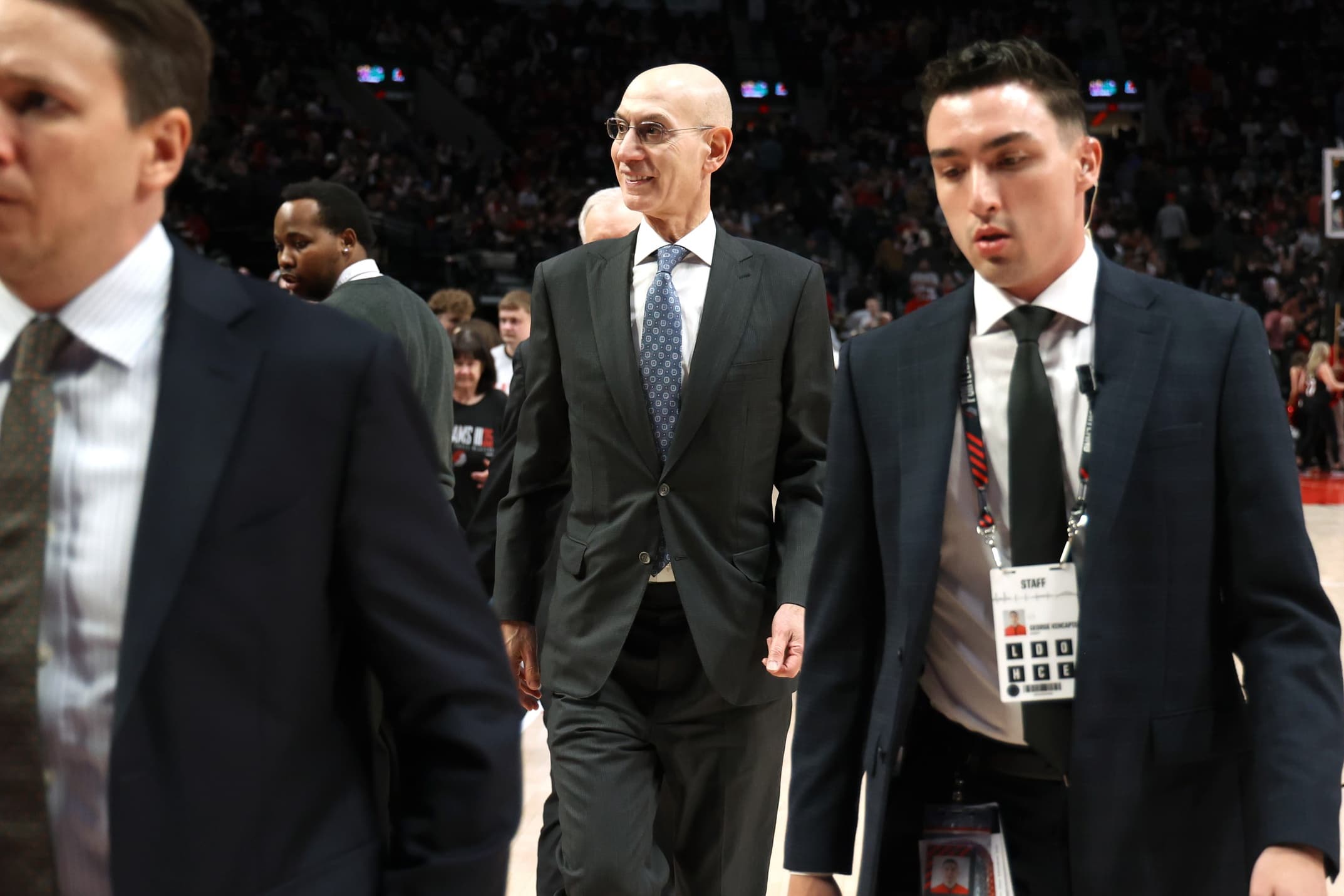 Adam Silver salue la présence de Donald Trump au Garden lors du game 3