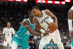 Victor Wembanyama a largement dominé les Hornets et Moussa Diabate