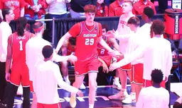 Amaël L’Étang termine sa saison NCAA sur une note frustrante