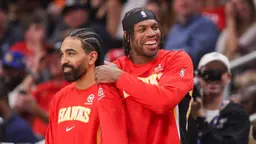 Un tireur d’élite de NBA rejoint les Hornets dans un échange qui permet aux Atlanta Hawks de renforcer leur secteur intérieur.
