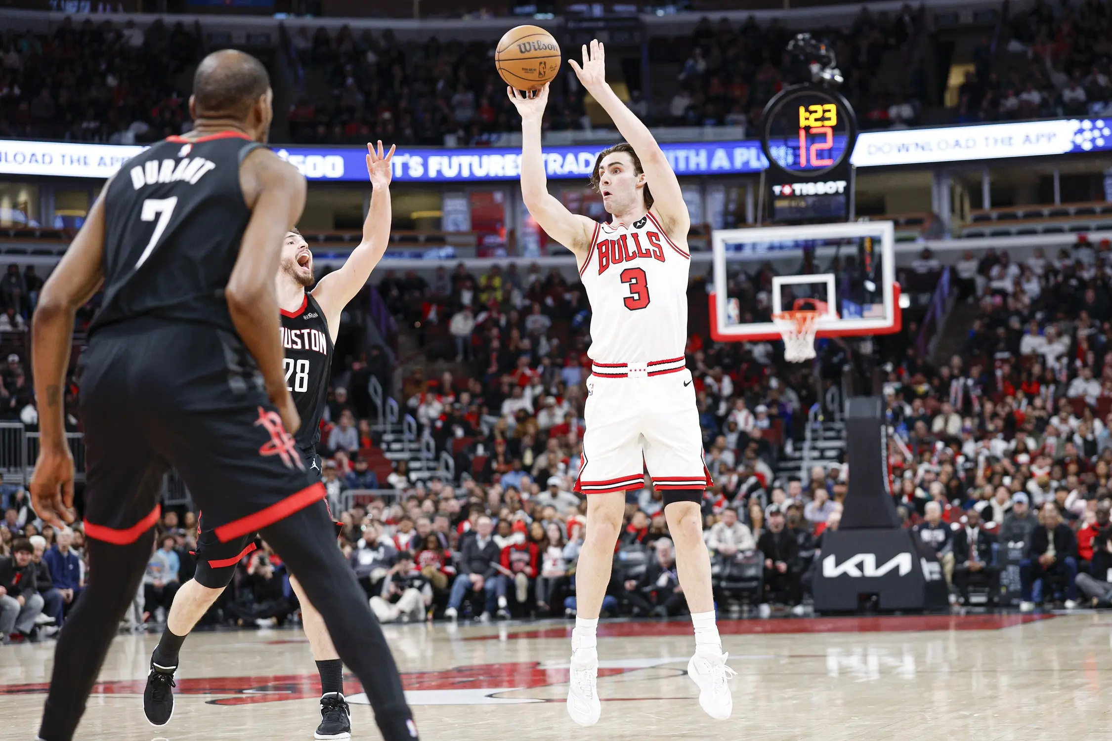 Les Bulls achèvent les Rockets à 10 secondes de la fin du match