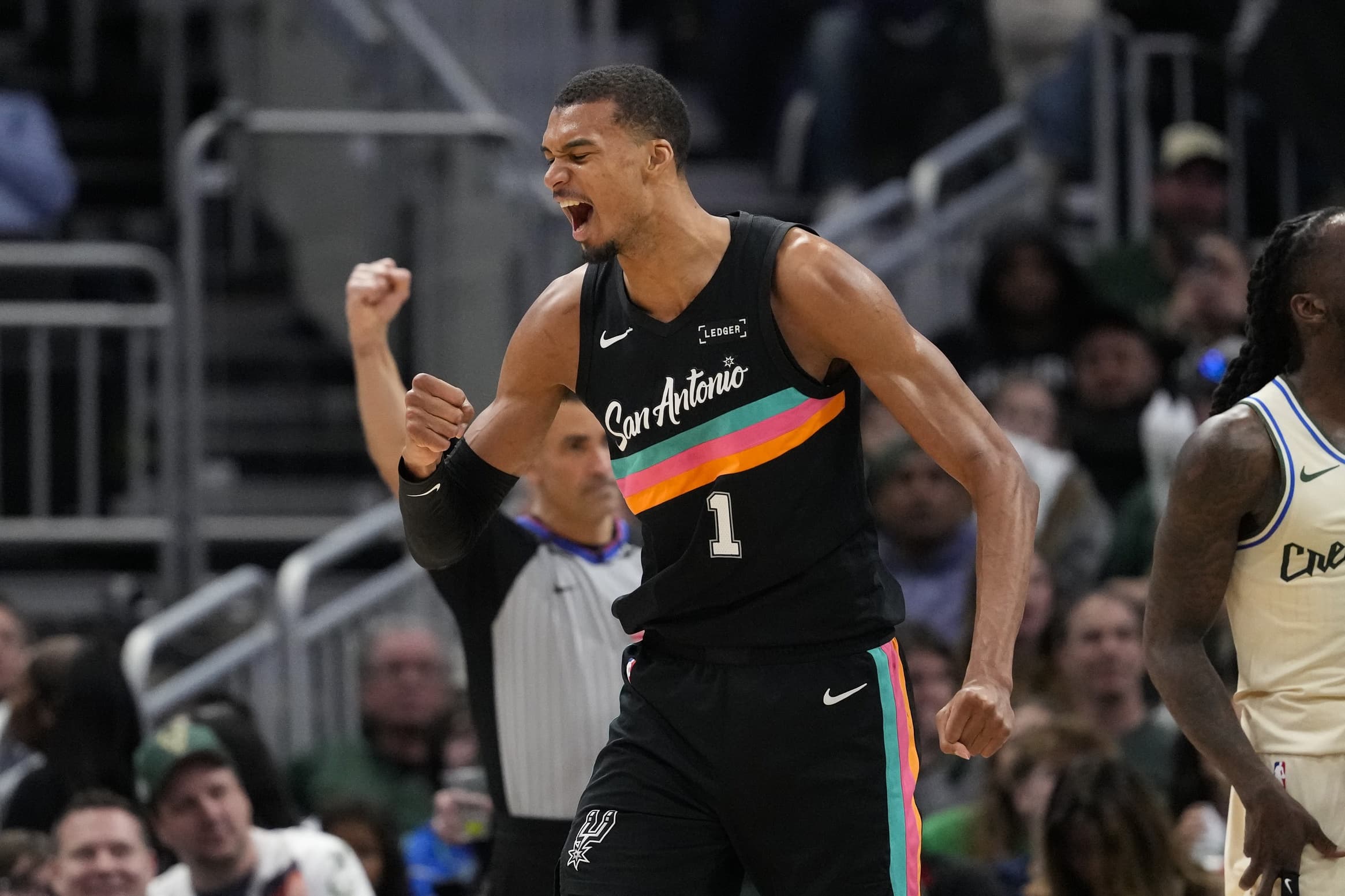 Pour la 3e fois consécutive, Victor Wembanyama est élu Défenseur du mois dans la Conférence Ouest NBA