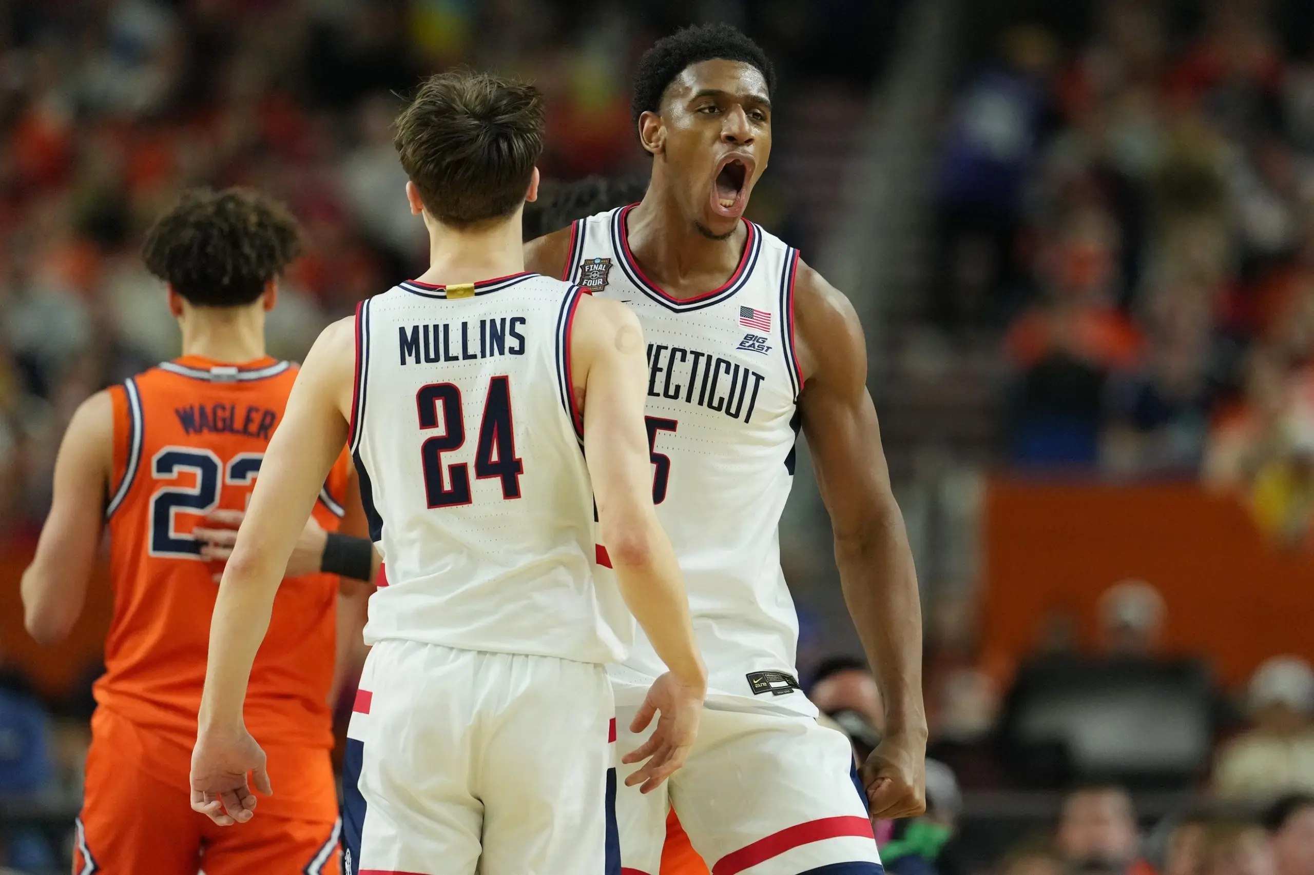 Fin de parcours pour Djopmo Komguep : Arizona éliminé, finale UConn – Michigan en NCAA