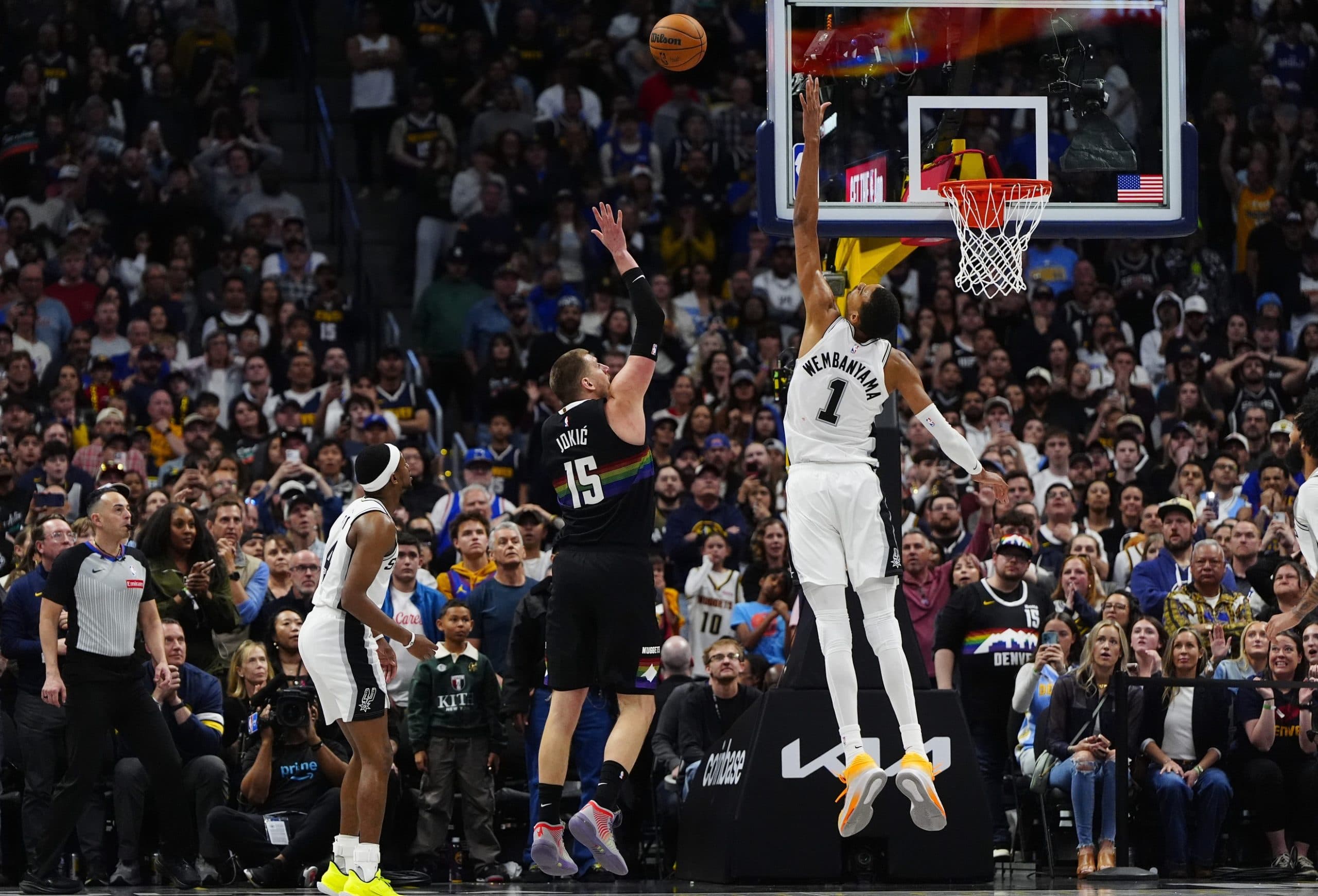 Victor Wembanyama vs Nikola Jokic : duel monumental, Denver fait chuter San Antonio après prolongation