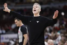 Les Bulls, actuellement à 29 victoires pour 49 défaites, manqueront les playoffs pour la quatrième année consécutive.