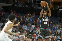 Malgré cette efficacité remarquable à longue distance, les Grizzlies ont paradoxalement moins bien shooté à l'intérieur de l'arc avec 45,7% de réussite.