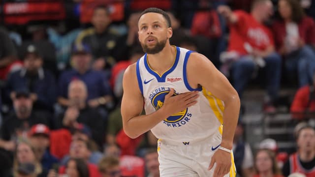 Stephen Curry, premier joueur en activité mis à l’honneur par le Hall of Fame