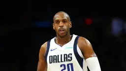 Khris Middleton fait son retour aux Wizards dans un échange à six franchises