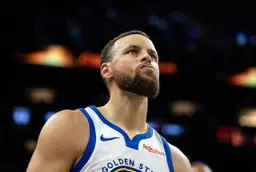 Stephen Curry a égalé un triste record NBA parmi les MVP de l'histoire de la ligue.