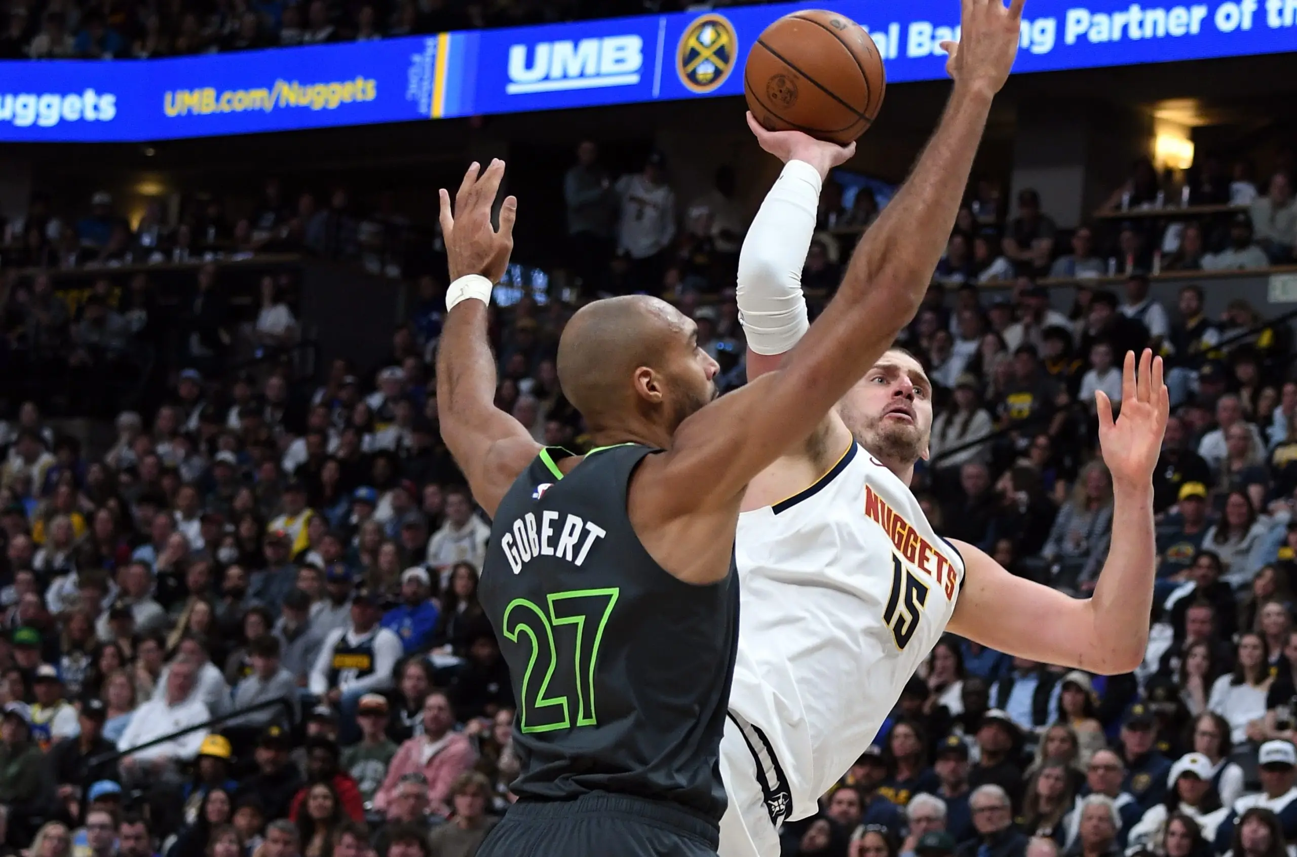 Jamal Murray et Nikola Jokic mènent Denver vers la victoire dans le match 1 contre les Wolves d’un bon Gobert
