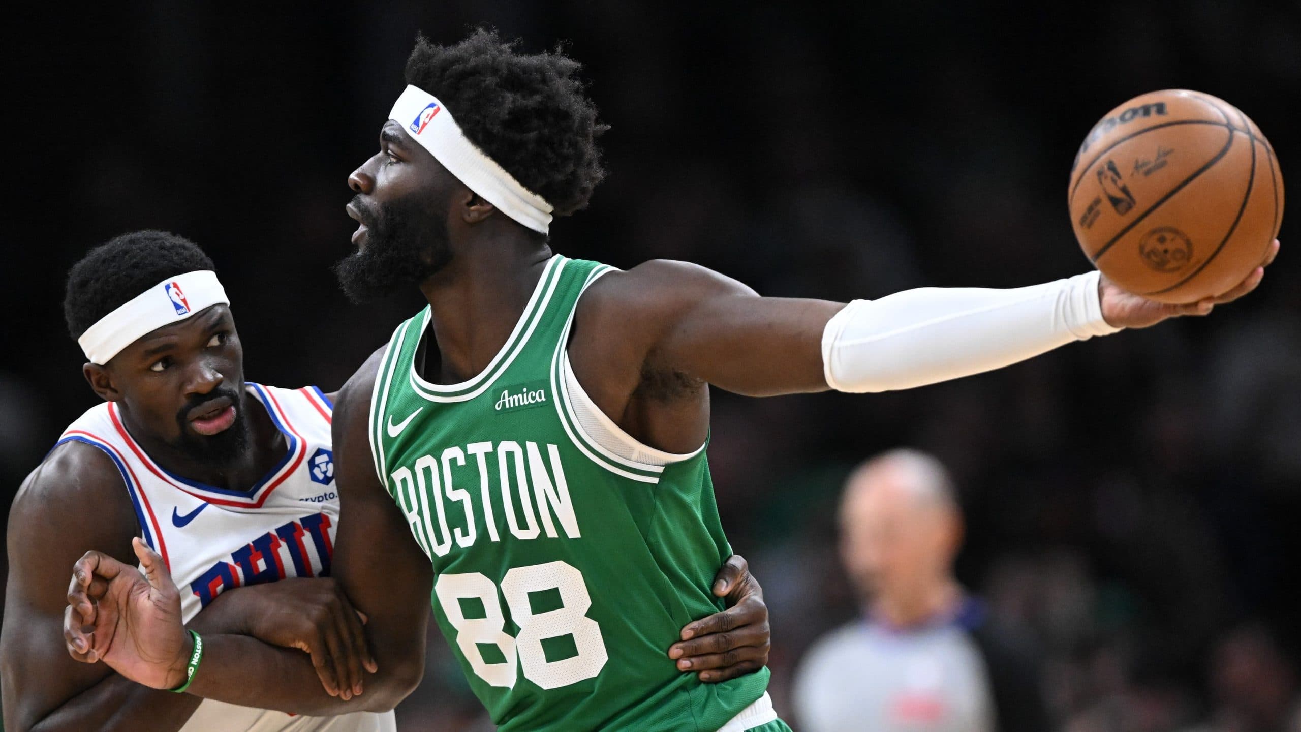 Après l’arrivée de Mitchell Robinson, les Celtics prolongent Neemias Queta dans la peinture