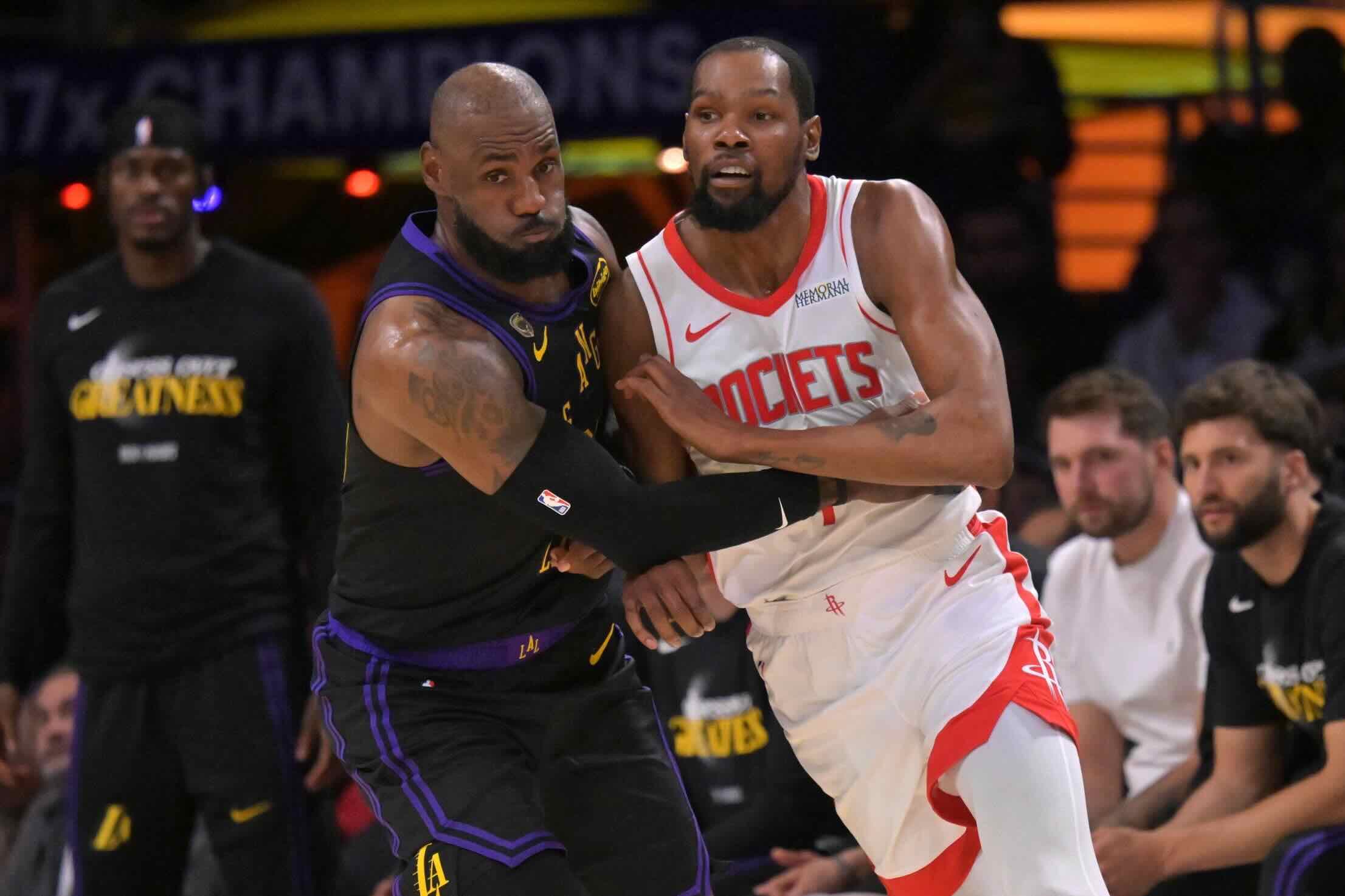 Playoffs NBA : LeBron James fait le break pour les Lakers malgré le retour de Durant