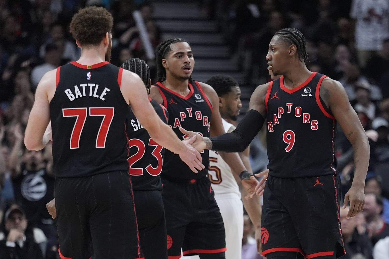 Playoffs NBA: les Raptors respirent face aux Cavaliers grâce à un énorme 4e quart